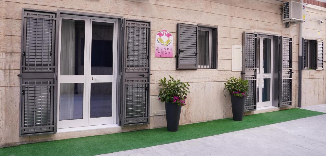 Natola'S Home Margherita Di Savoia Exterior photo